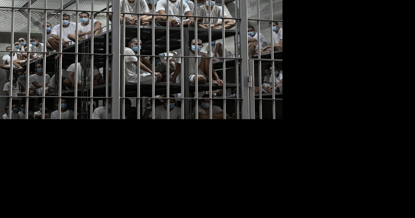 Pulled ‘60 Minutes’ segment on Venezuelan migrants sent to El Salvador prison appears in Canada