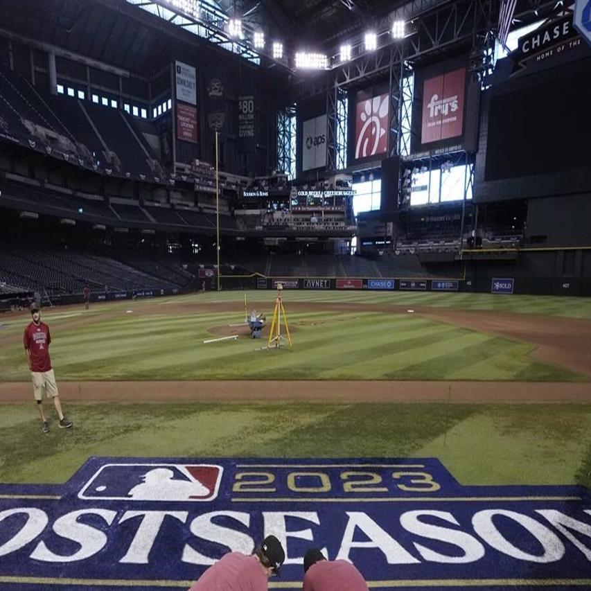 Retractable-roof ballpark puts Canadian firm at bat - The Globe