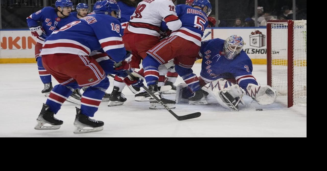 NHL roundup: Roslovic scores winning goal as Hurricanes down Rangers 3-1