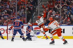 Gauthier scores two, Anaheim Ducks beat Edmonton Oilers 6-4 in Game 2