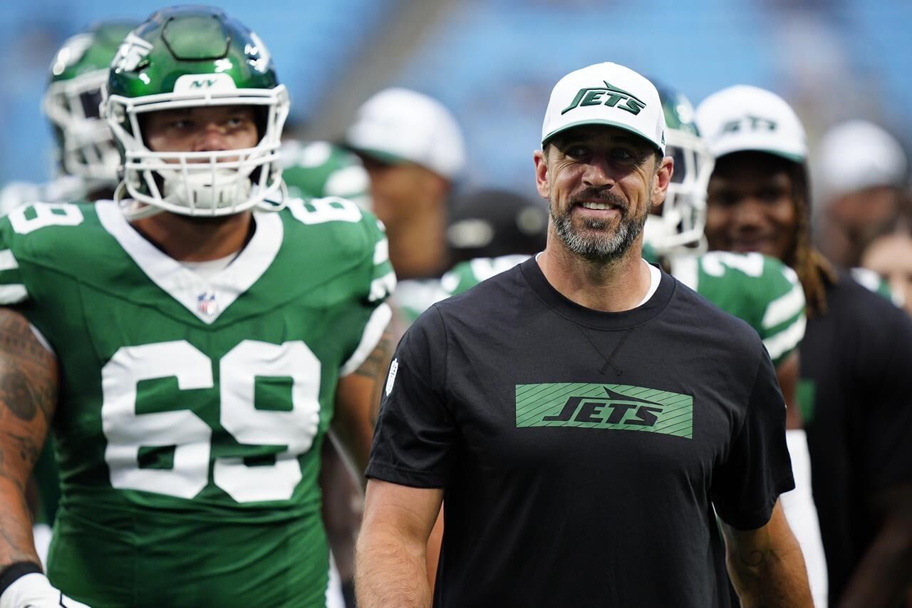 Aaron Rodgers and the Jets provide a good early test for the new look 49ers defense