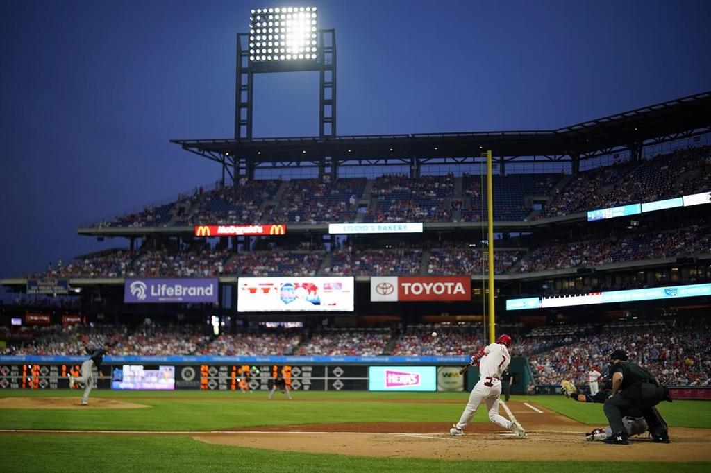 jacob-stallings--jesus-sanchez-homer-in-marlins--victory-over-ph