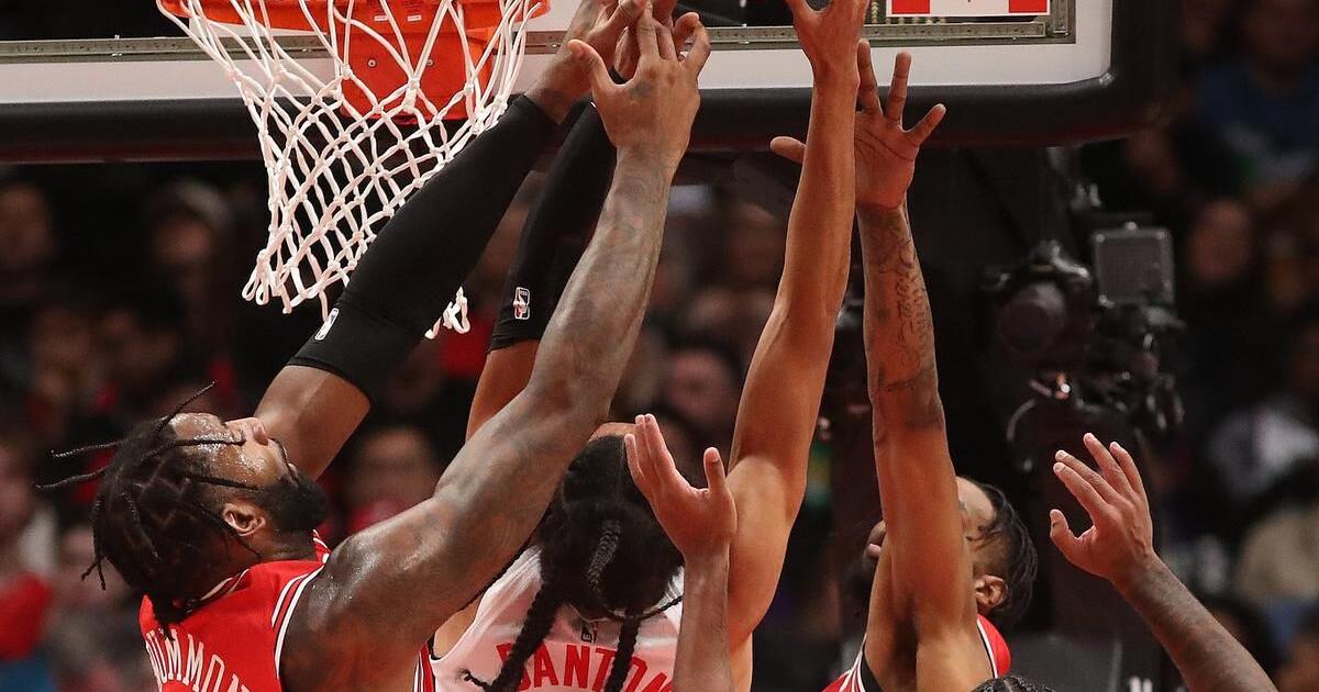Raptors hand Dalano Banton reins in pre-season loss to Bulls