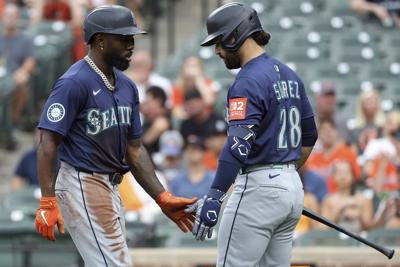 Kirby shines as the Mariners beat the Orioles for their 8th straight victory