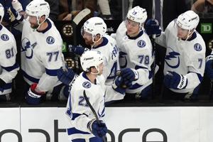 NHL roundup: Point scores in shootout, Lightning zap Bruins 3-2