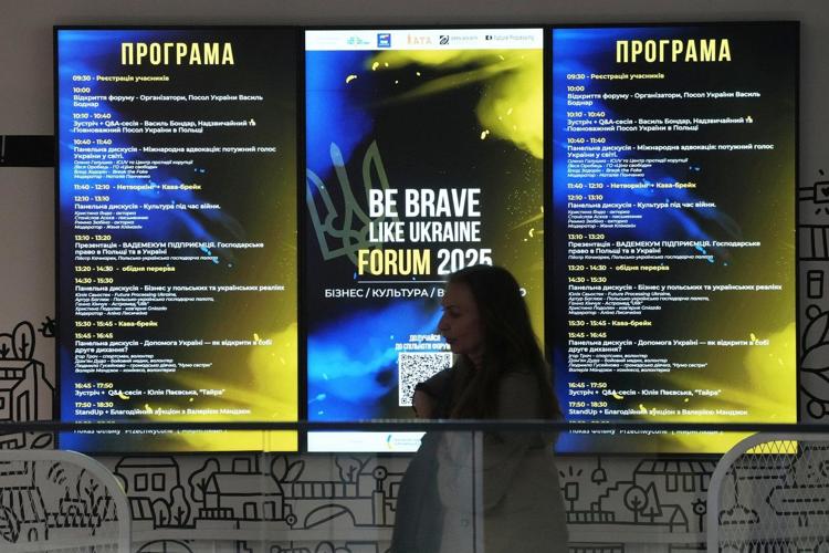 A million Ukrainian refugees are still in Poland. Now presidential candidates vow to put Poles first