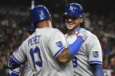 Vinnie Pasquantino has 2 HRs, career high 6 RBIs to lift Royals over Diamondbacks 9-3
