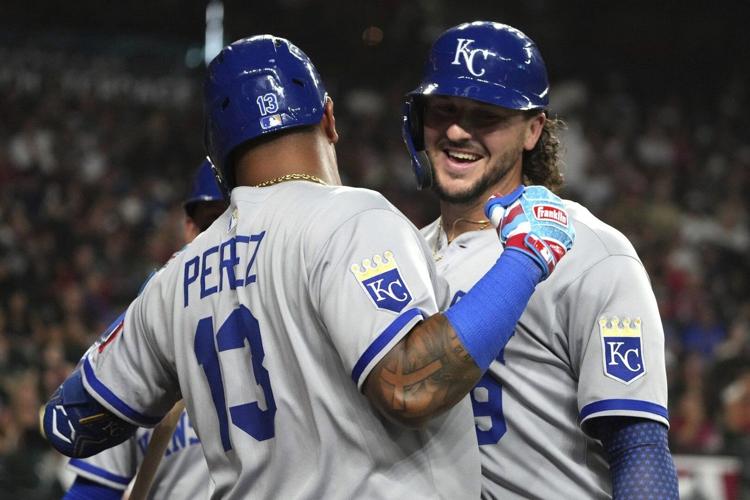 Vinnie Pasquantino has 2 HRs, career high 6 RBIs to lift Royals over Diamondbacks 9-3