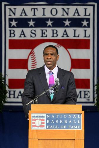 Andre Dawson headlines Hall of Fame Class of 2010
