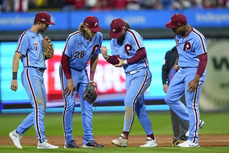 Phillies and Reds Will Wear 1990s Throwback Uniforms on Wednesday -  Crossing Broad