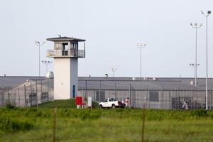 Judge orders Texas to have air conditioning at all prisons by end of 2029