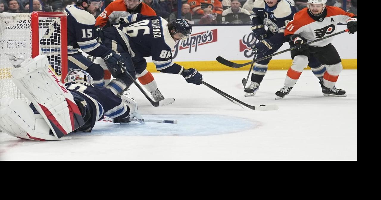 Flyers snap a 3-game skid with their 1st victory in December, beating the Blue Jackets 5-3