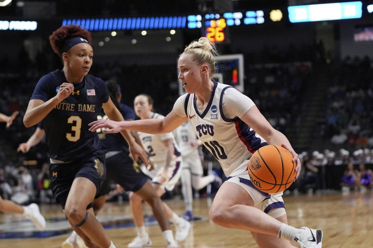Hailey Van Lith scores 26 points to lead TCU to 1st Elite Eight with 71-62  win over Notre Dame