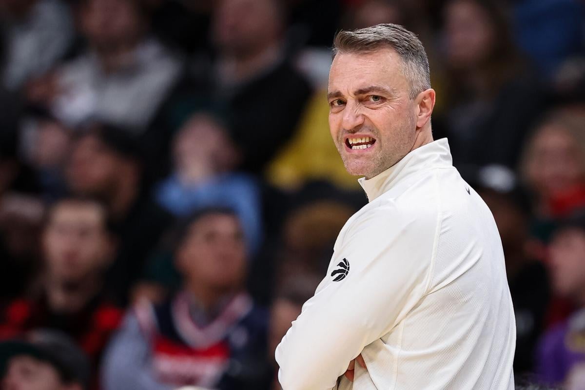 Raptors coach Rajakovic rips NBA refs after loss to Lakers