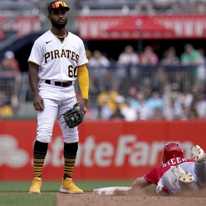 Fairchild's late RBIs help Reds beat Pirates 6-5 to gain doubleheader split  - ABC News