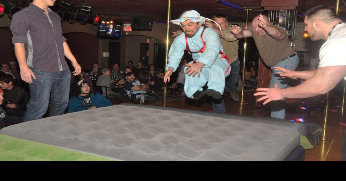 Dwarf Tossing Controversial Event At Windsor Strip Club Draws 1000 Fans 