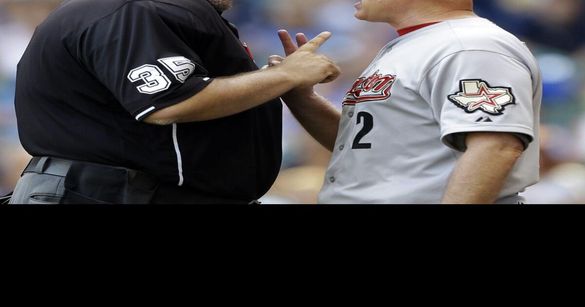 MLB Umpire dies of heart attack at age 48