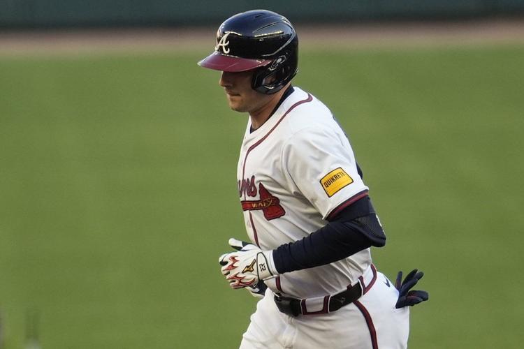 Austin Riley goes deep twice as the Braves hold off the Dodgers 4-3