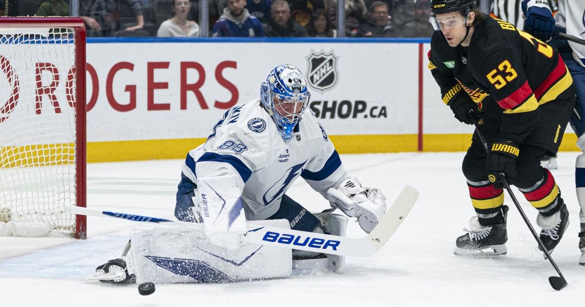 Leafs add Teddy Blueger on two-year deal