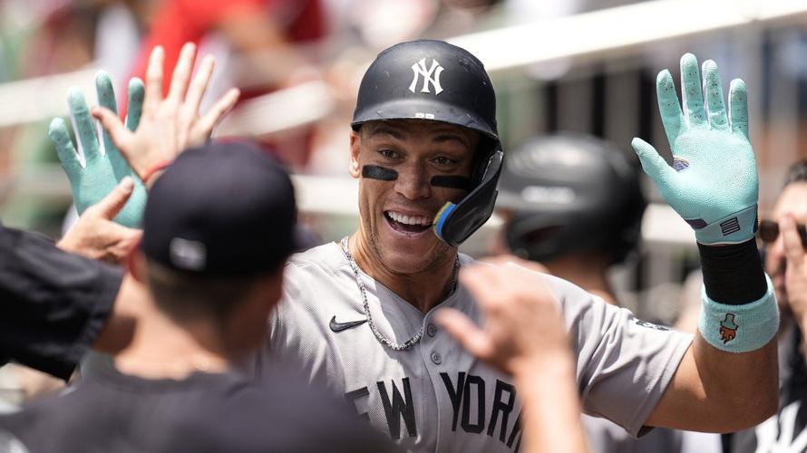 Aaron Judge ties A-Rod on Yankees' all-time home run list at 351 in win over Braves