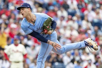 Blue Jays transfer right-hander Bowden Francis to 60-day injured list