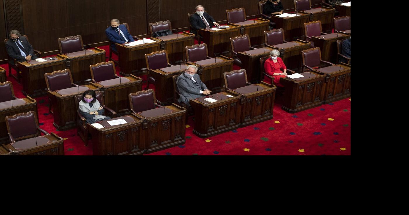 Senator says growing list of vacancies signals 'the end of an era' for independence
