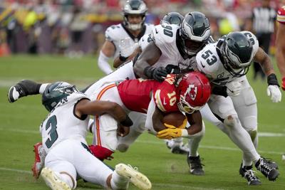 Eagles' defense shines in Super Bowl rematch as Philly beats the Chiefs 20-17 at Arrowhead Stadium