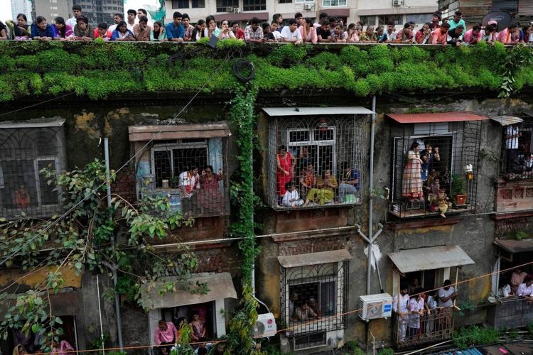 Photos show Indians marking final day of Ganesh Chaturthi that ends with sea immersion