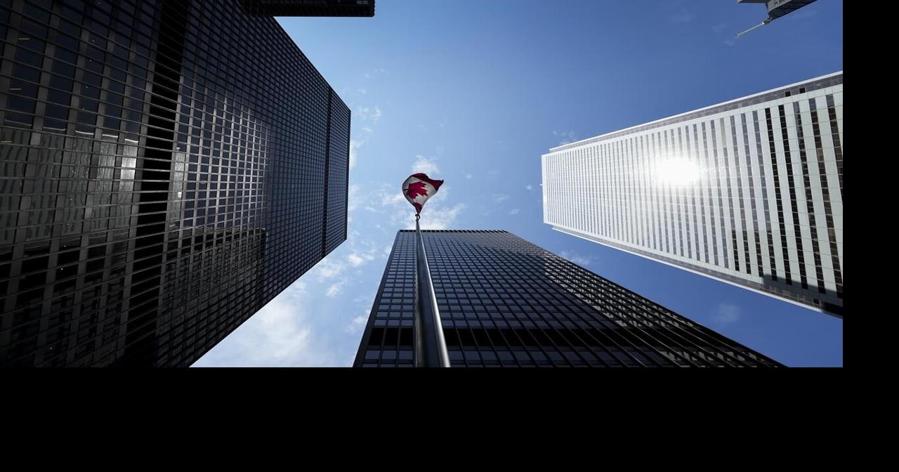 S&P/TSX composite up almost 200 points, U.S. stock markets also climb higher