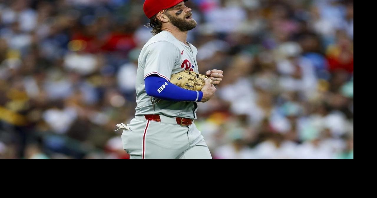 Schwarber and Harper lead Phillies' power display in 9-3 victory over the Padres