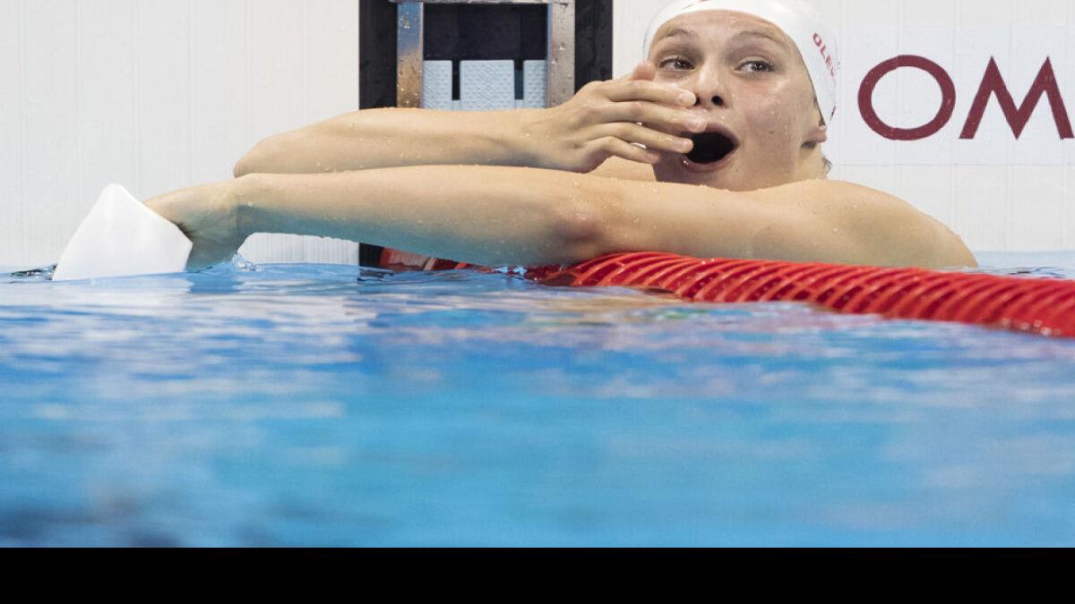 Hayley and Jamie Oleksiak on little sister's historic gold medal swim 