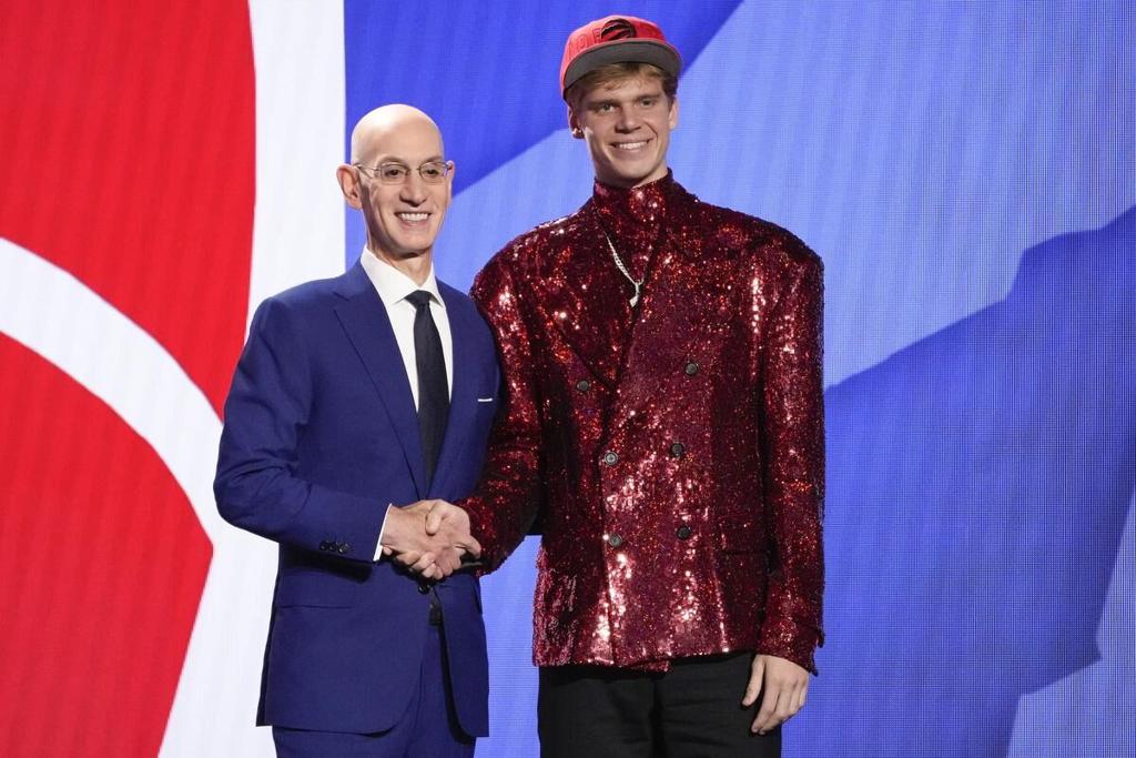 NBA Draft Pick Gradey Dick Goes Viral for 'Wizard of Oz' Suit
