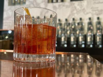 Add an old English twist to your holiday cocktails with sloe gin. Here are 4 recipes