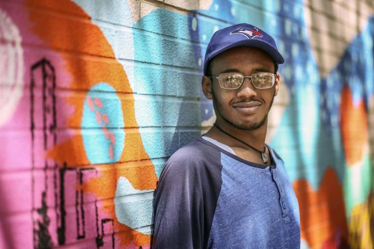 This Toronto teen lost his mom to COVID-19. Now he's starting the