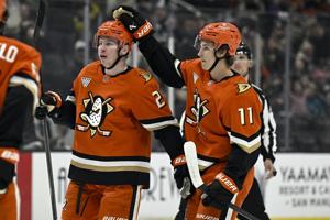 McTavish scores in shootout to give Ducks 4-3 win over Sharks