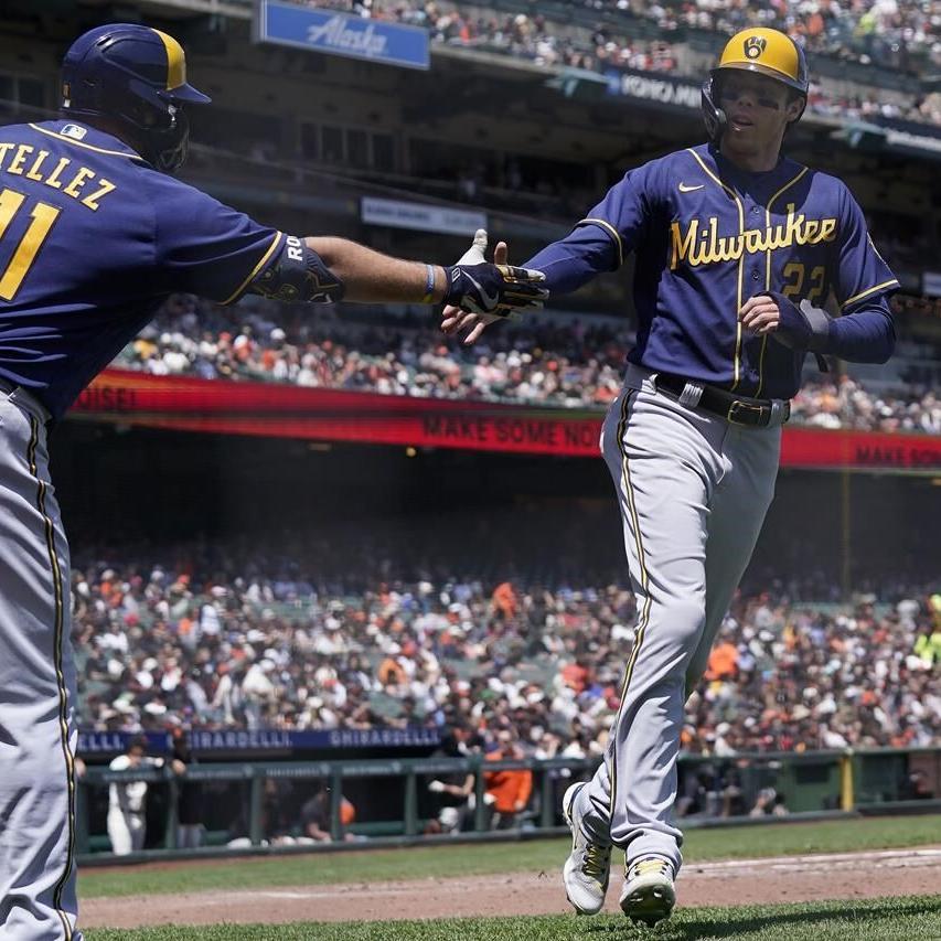 Brewers end 6-game skid with 7-3 victory over Giants