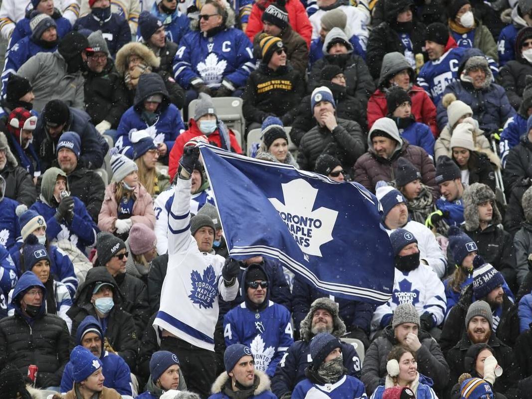 Maple Leafs, Sabres unveil 2022 Heritage Classic jerseys