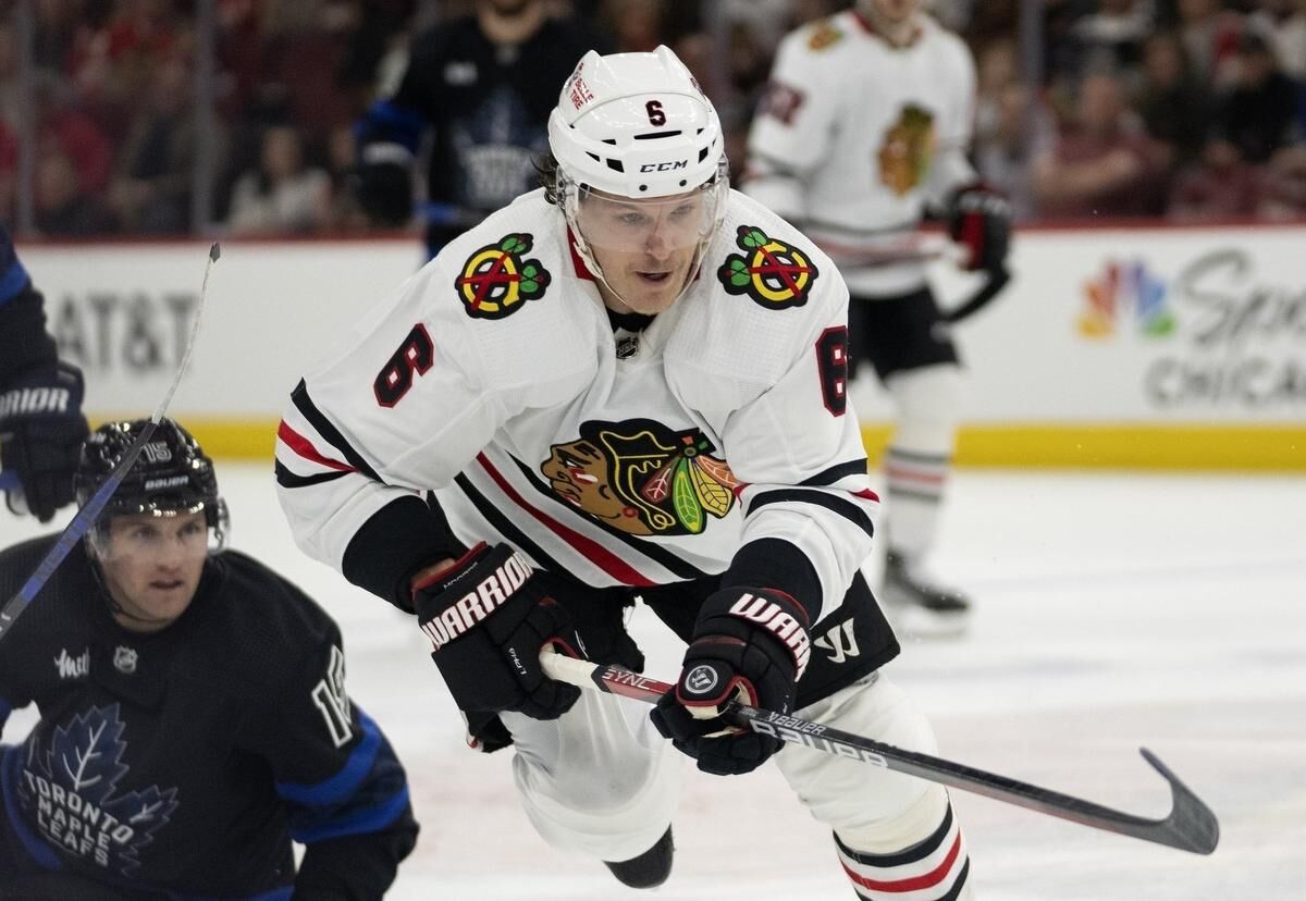 Maple Leafs trade for Chicago defenceman Jake McCabe