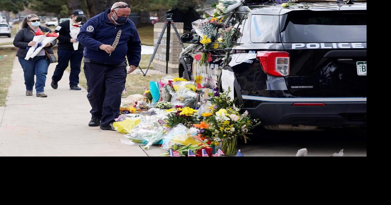 Colorado suspect got assault weapon 6 days before shooting