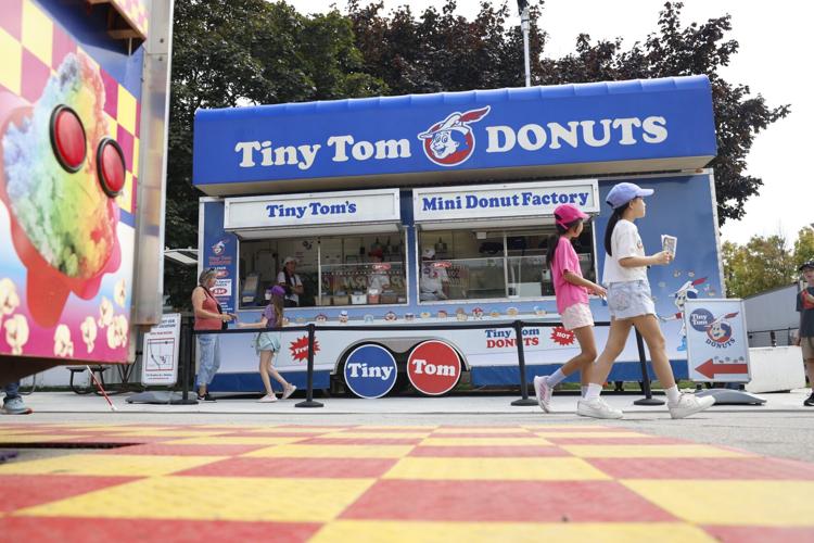 Classic CNE Bracket Winner: Ice Cream Waffle Sandwich wins