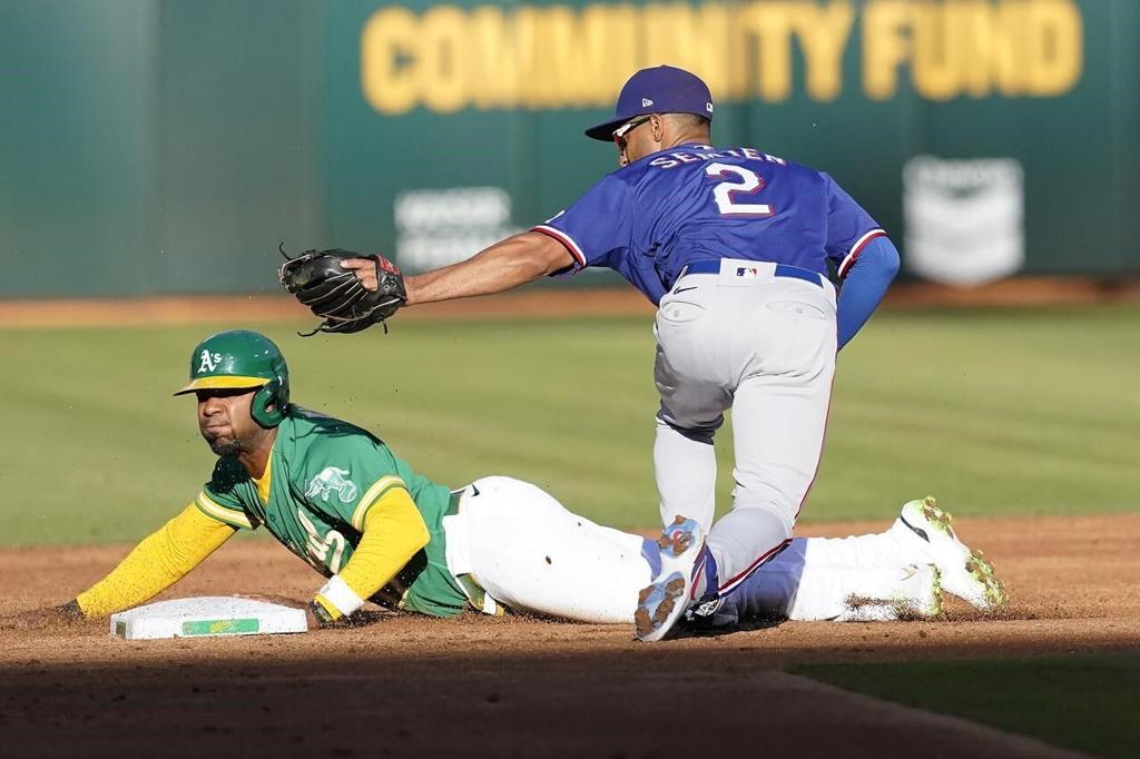 A's benefit from Rangers' defense, win 3-1 for 3rd straight