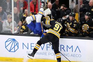 Swayman makes 22 saves, Bruins beat Sabres 3-1 to improve to 3-0