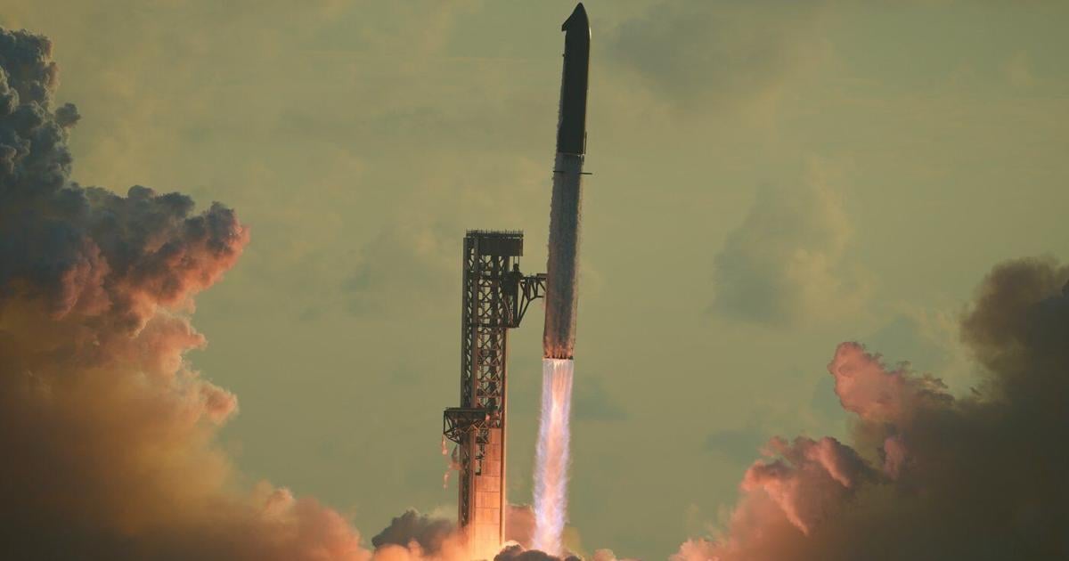 SpaceX’s supersized Starship launches into orbit for the first time but flight ends early - Toronto Star