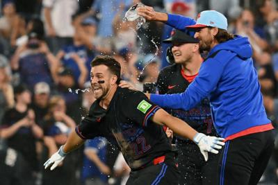 Surging Blue Jays relying on each other to get the job done