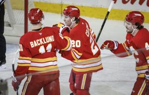 Coleman rises to the challenge with two goals in Flames' 4-1 win over Ducks