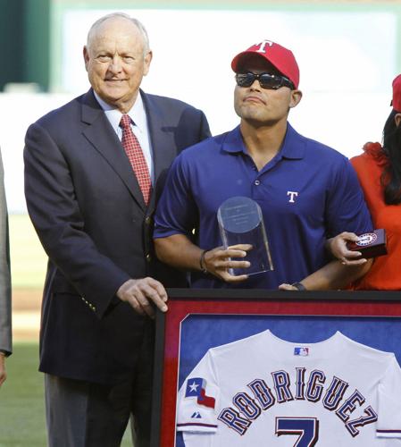 Nolan Ryan Retiring From Texas Rangers