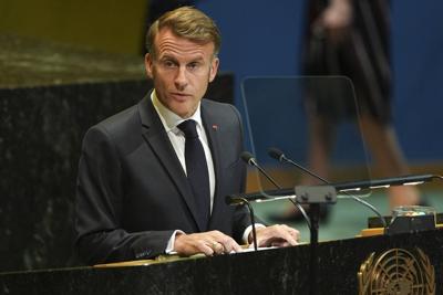 'Everything’s frozen for you': Stopped on the street by NYC police, France's Macron calls ... Trump