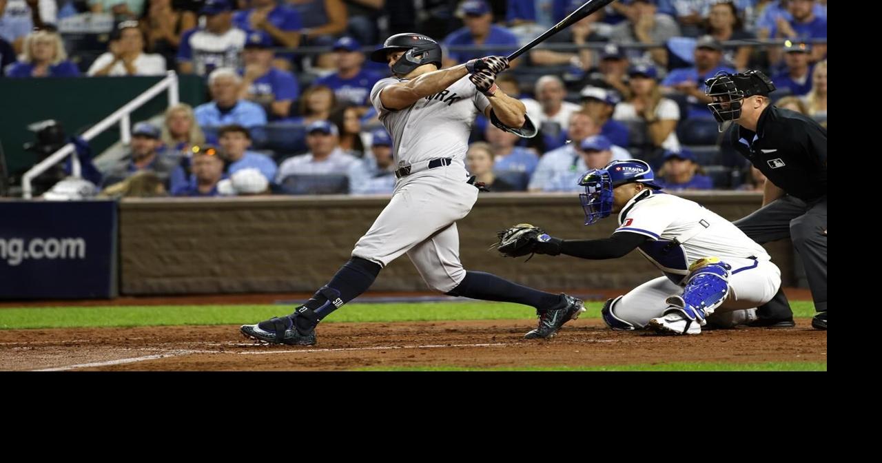 Giancarlo Stanton hits go-ahead homer in the eighth, Yankees beat Royals 3-2 in Game 3 of the ALDS