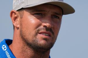 DeChambeau gets 2-shot penalty in dramatic late-night British Open ruling