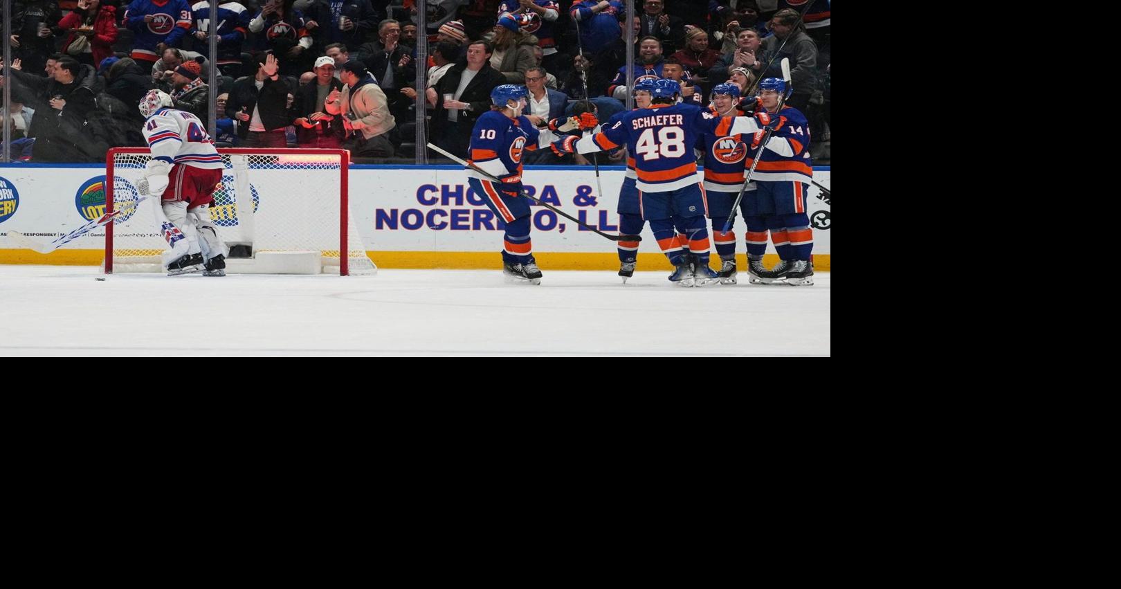 Islanders roll past Rangers 5-2 in Palat’s first game